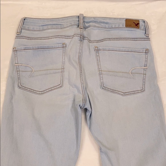 American Eagle light wash jegging - Picture 3 of 4